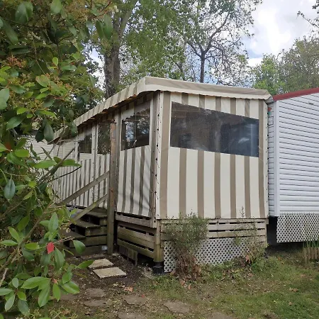Kemping Le P'tit Recoin, Mobilhome 4 Personnes Au Camping Eldapi **** *
